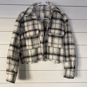 White & gray flannel cropped Shacket